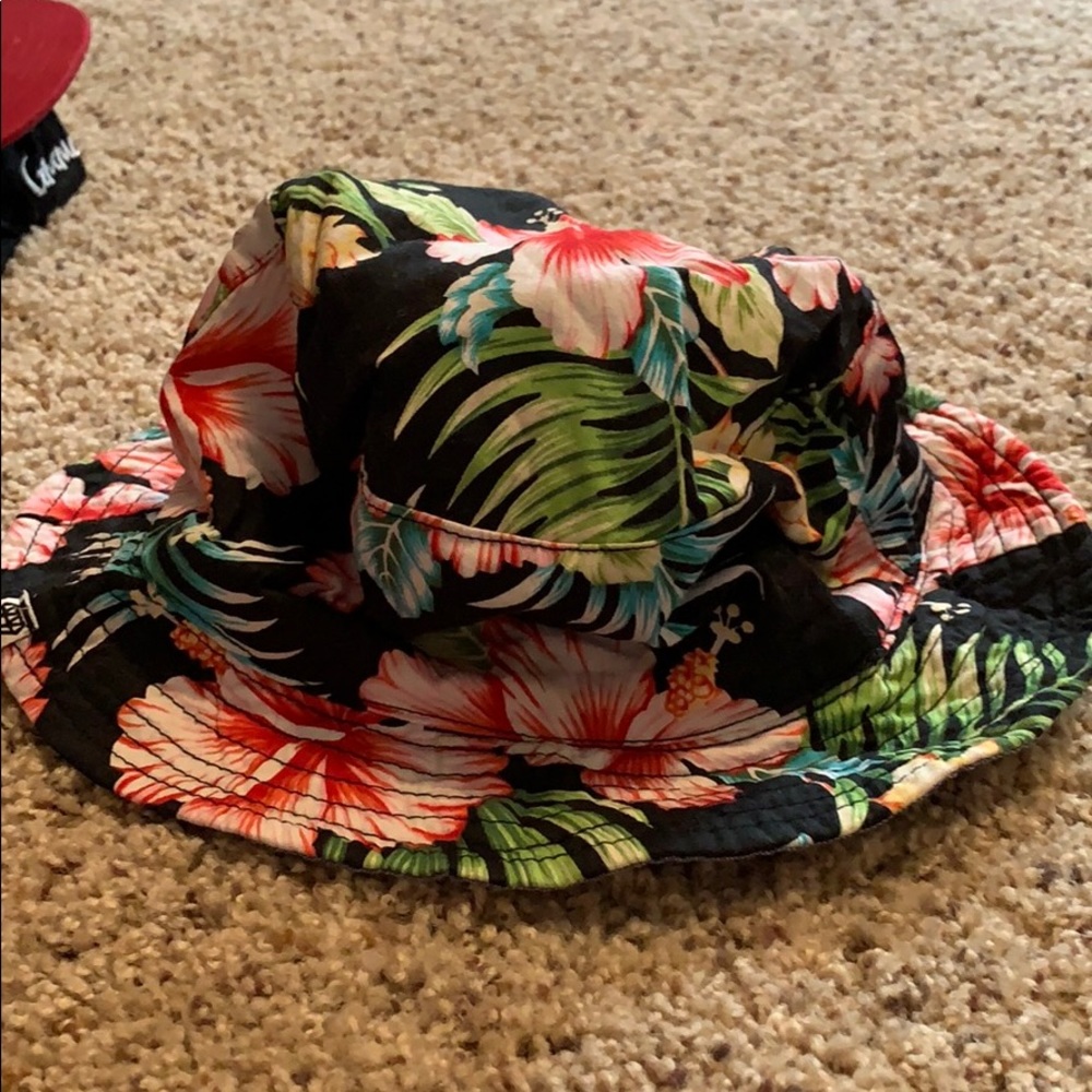 Bucket hat - Picture 4 of 4